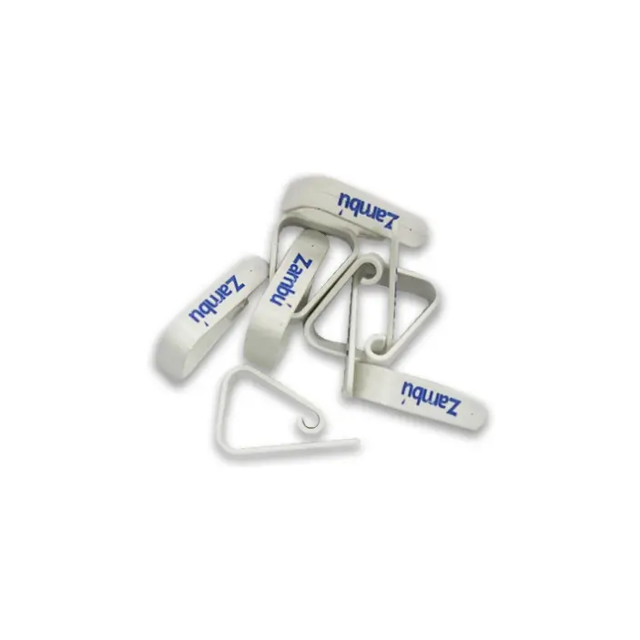 Thumbnail of Pinces Nappe en Plastique - Image 1