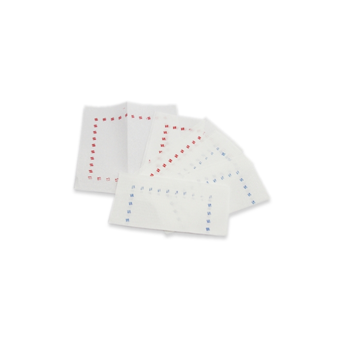 250 Serviettes en ZIG ZAG avec bordure